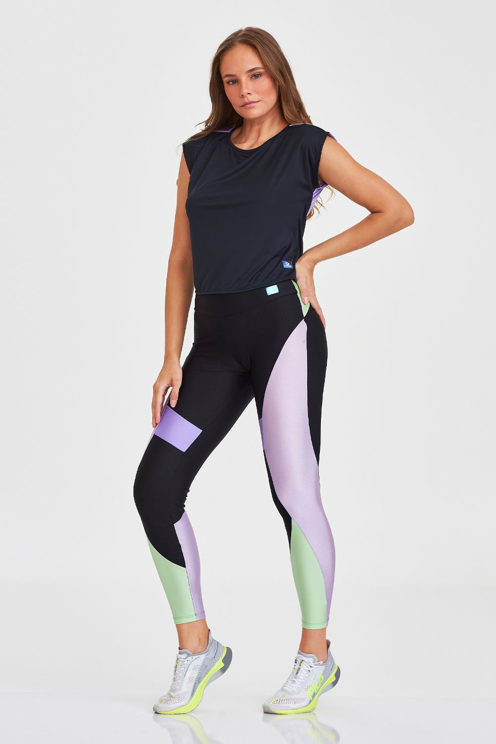 Cropped Colorful - Black