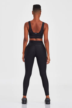 Top Cropped Atlanta With Transparency - Black detail view